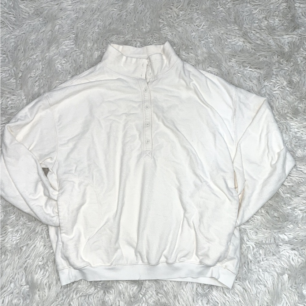 White comfy Sweater!🤍